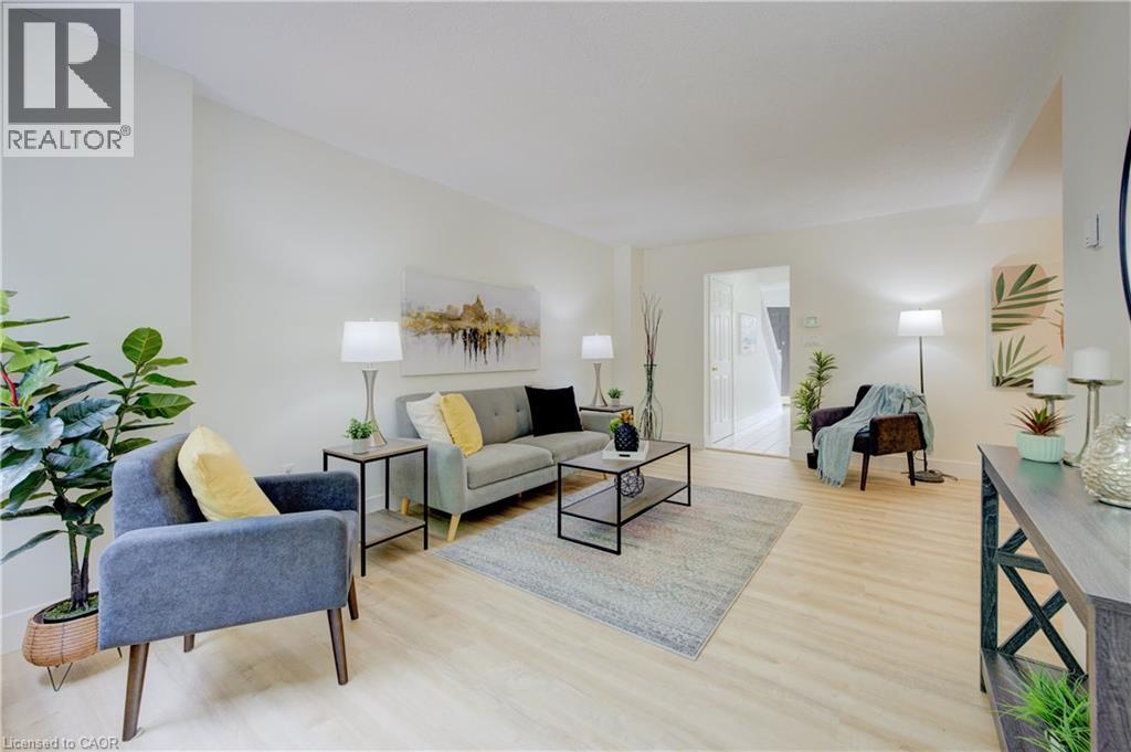 Photo 6 of 524 Beechwood Drive Unit 3, Waterloo ON