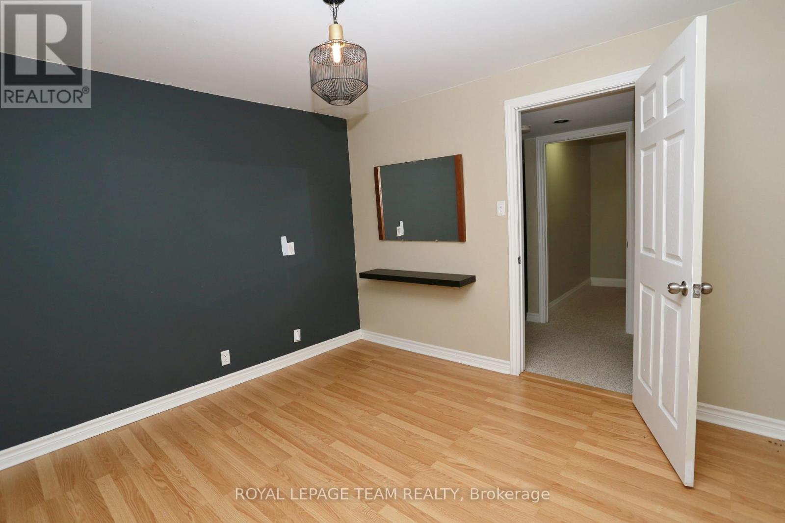 Photo 43 of 78 Friendly Crescent, Ottawa ON