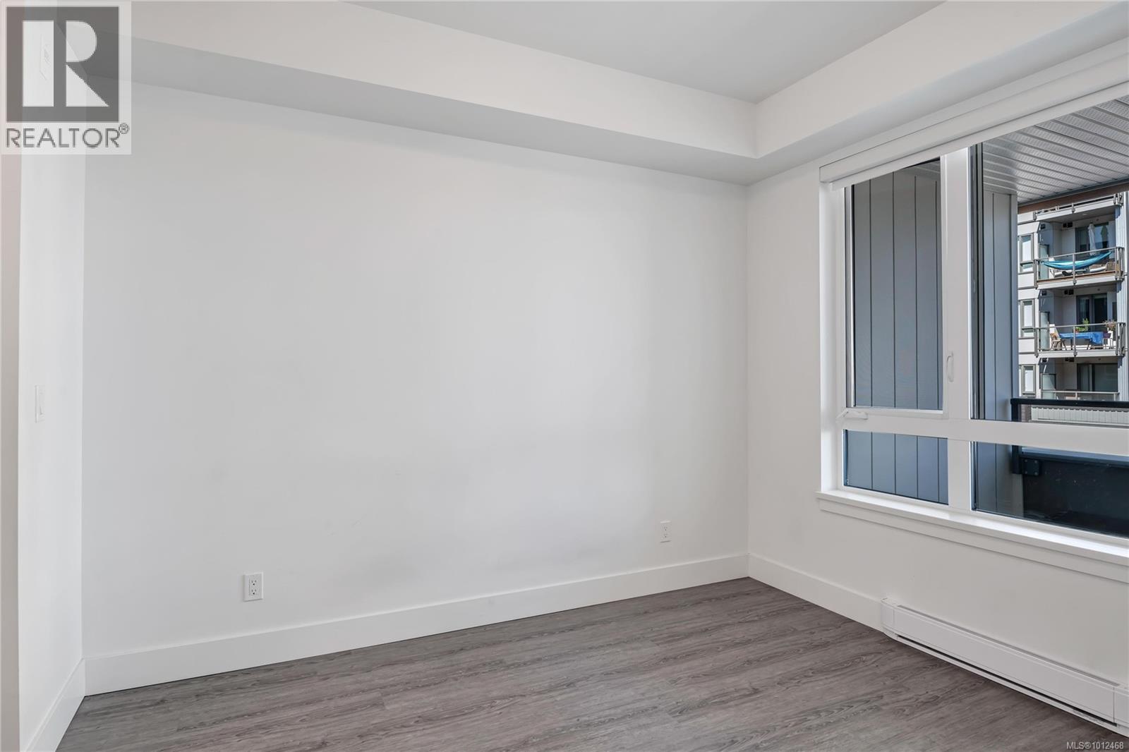 312 940 REUNION Avenue, Langford