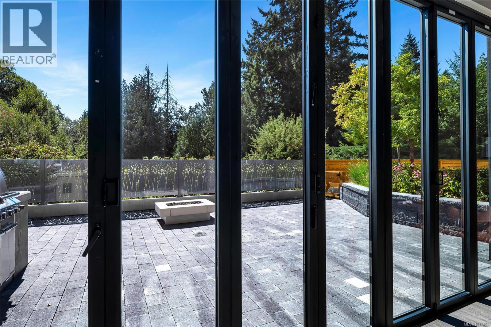 312 940 REUNION Avenue, Langford