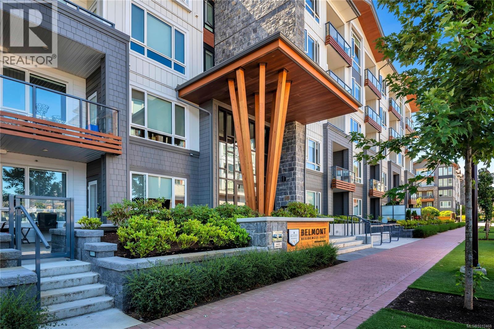 312 940 REUNION Avenue, Langford
