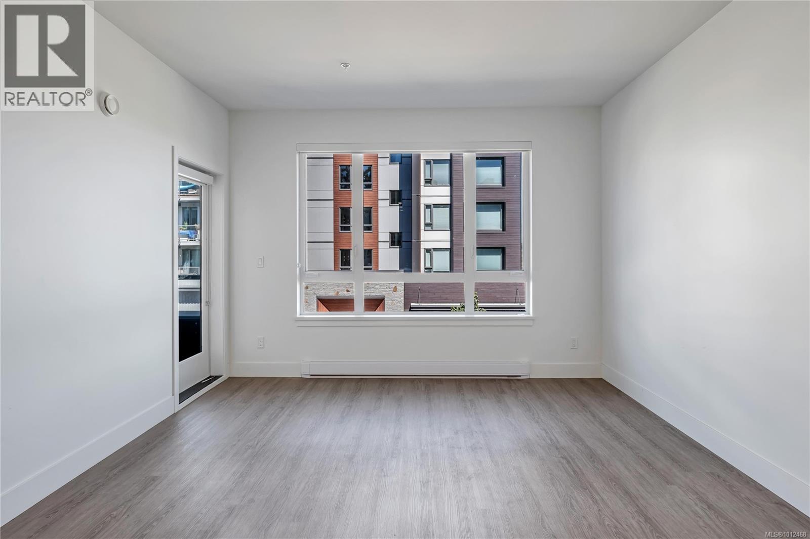 312 940 REUNION Avenue, Langford
