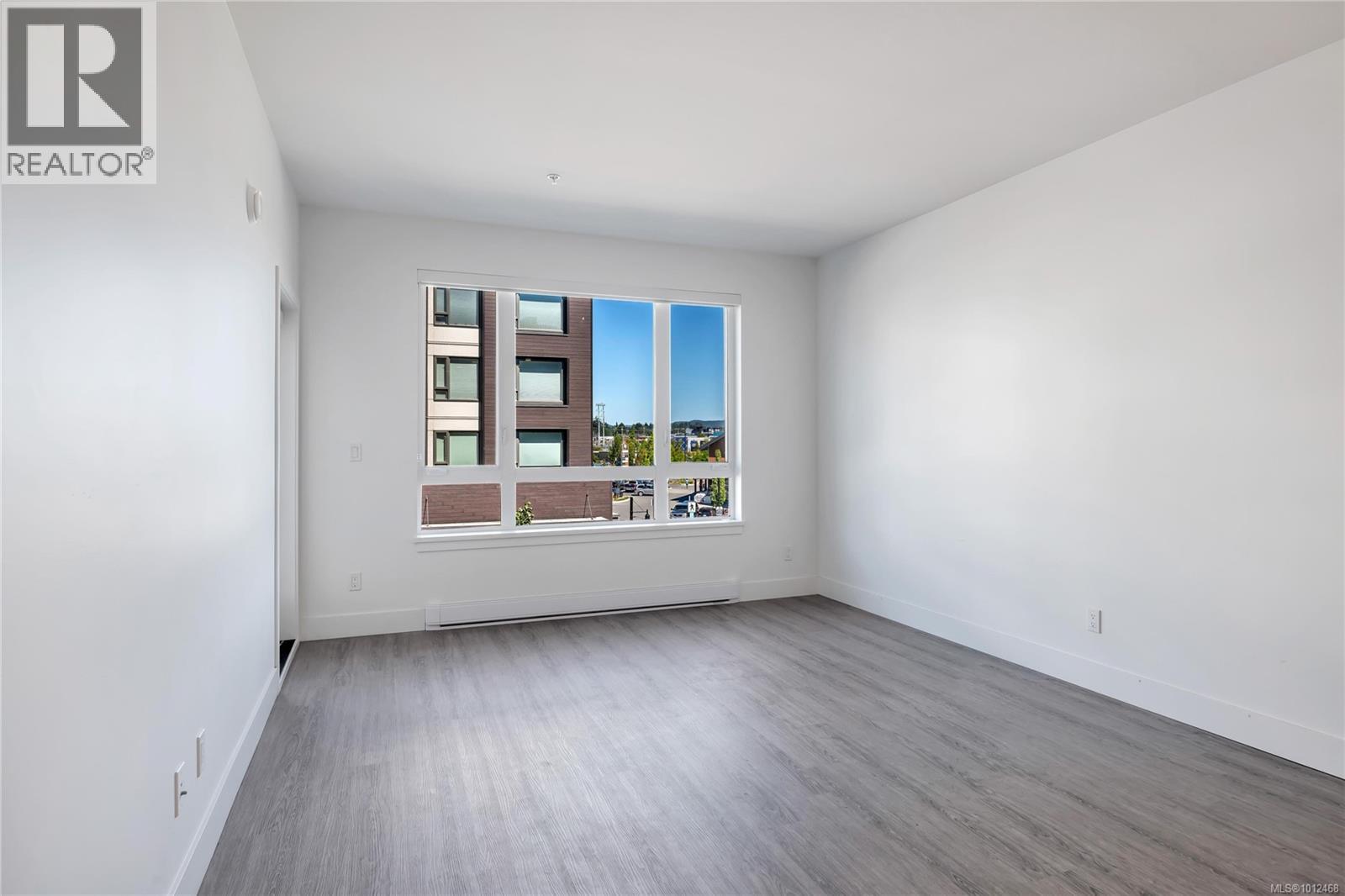 312 940 REUNION Avenue, Langford