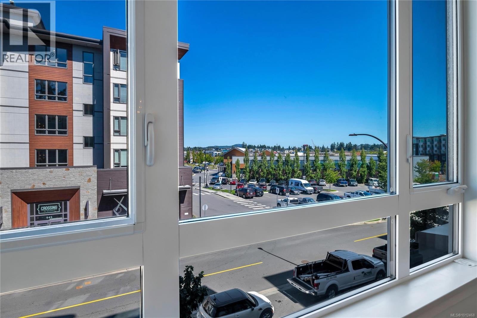 312 940 REUNION Avenue, Langford