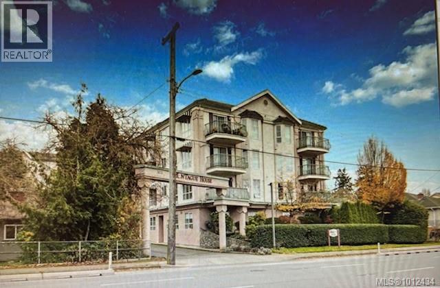 Photo 1 of 104 3133 Tillicum Rd, Saanich BC