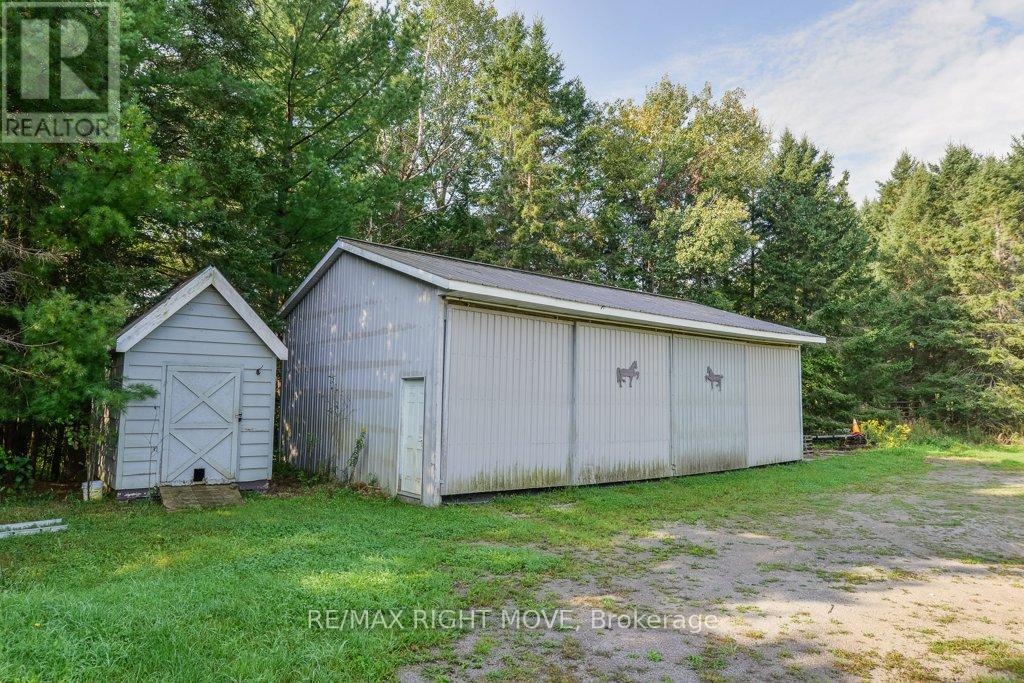Photo 14 of 1390 Warminster Side Road, Oromedonte ON