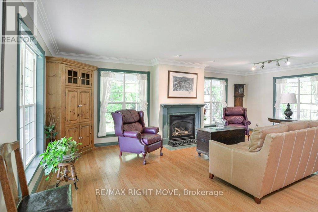 Photo 19 of 1390 Warminster Side Road, Oromedonte ON
