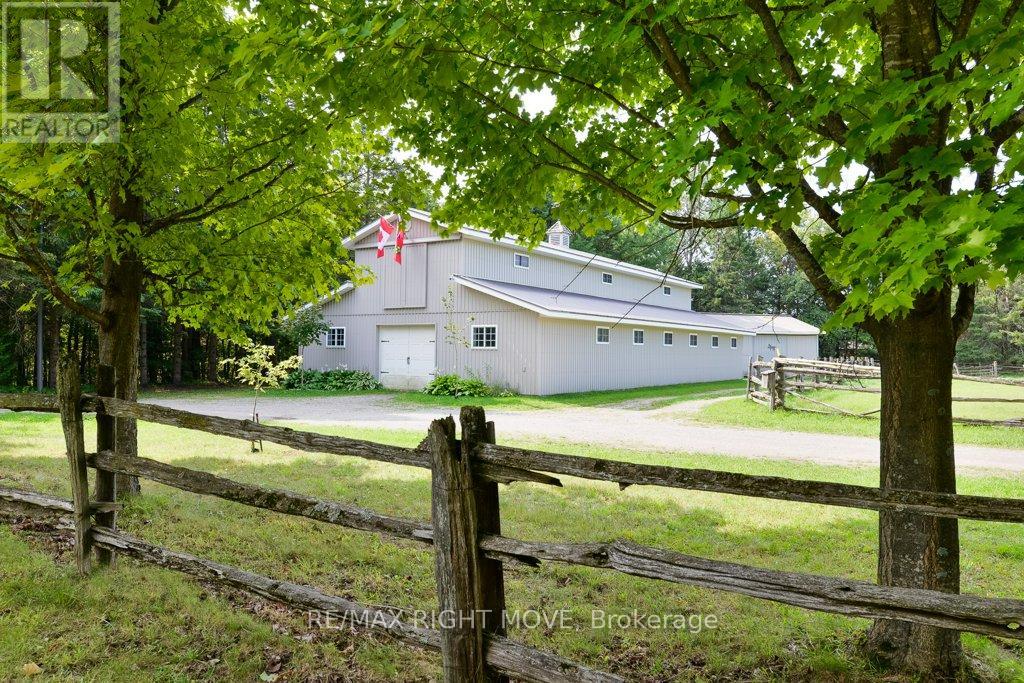 Photo 8 of 1390 Warminster Side Road, Oromedonte ON