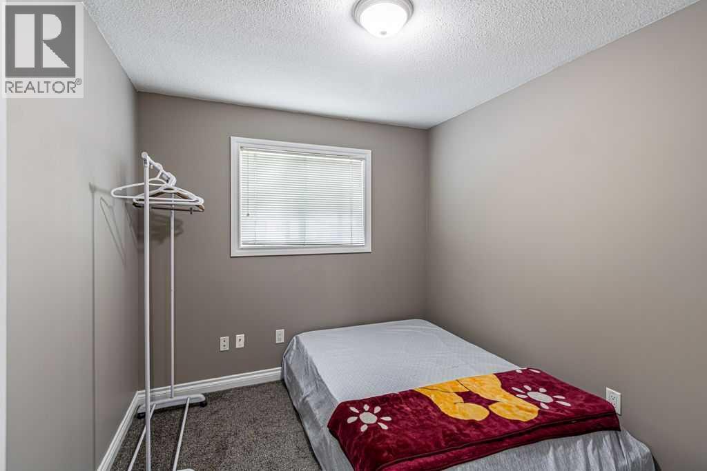 Photo 13 of 98 Tarawood Lane Ne, Calgary AB