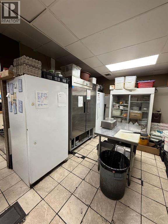 Business for Sale in  Restaurant Avenue Brentwood Calgary 