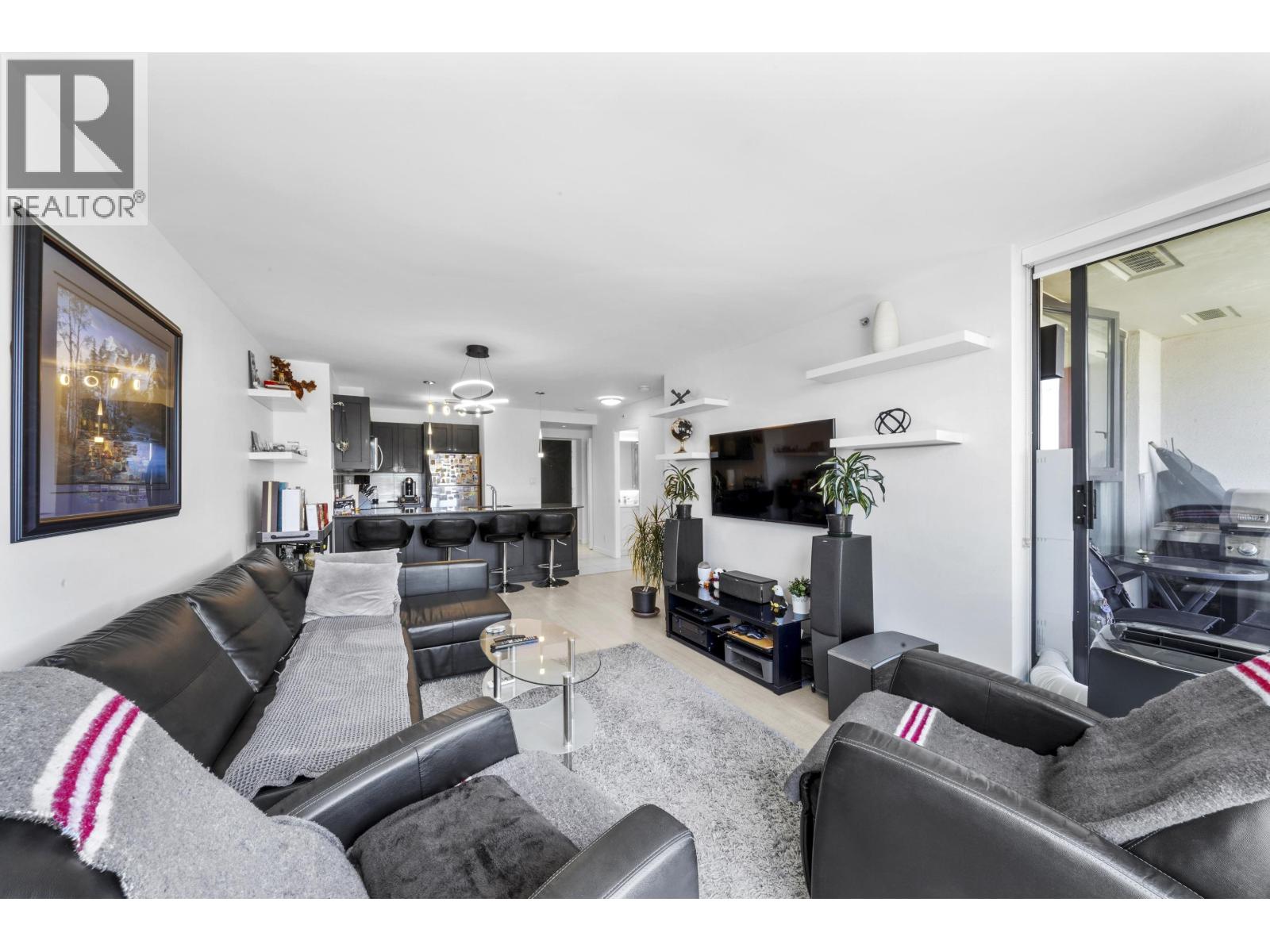 Photo 10 of 502 7225 Acorn Avenue, Burnaby BC