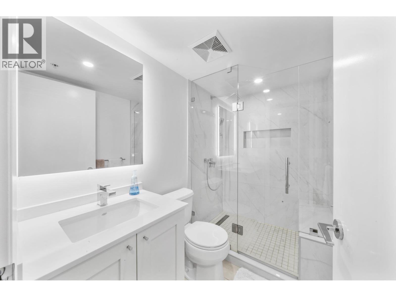 Photo 14 of 502 7225 Acorn Avenue, Burnaby BC