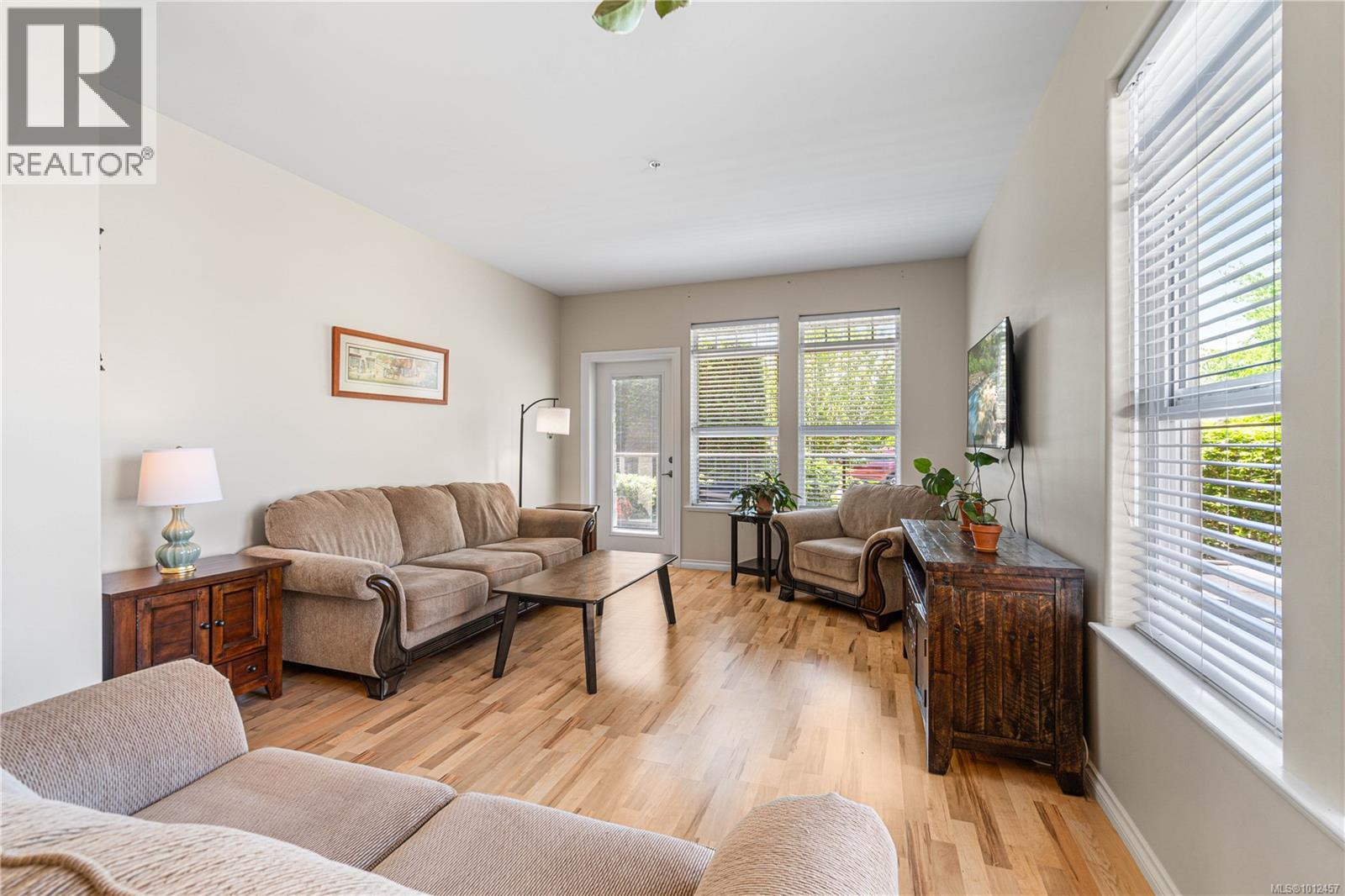 Photo 8 of 102 399 Wembley Rd, Parksville BC