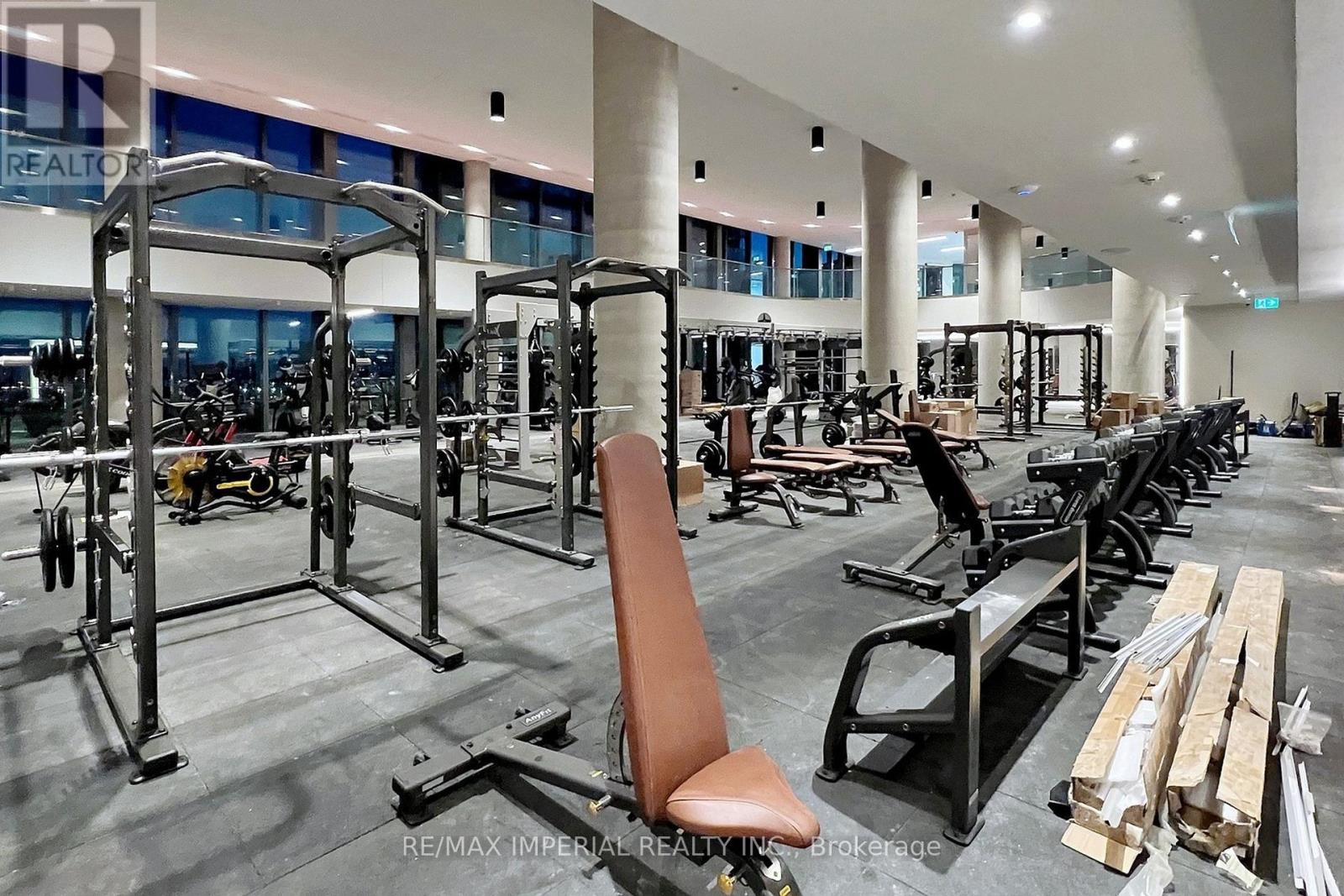 Photo 25 of 4805 1000 Portage Parkway, Vaughan ON