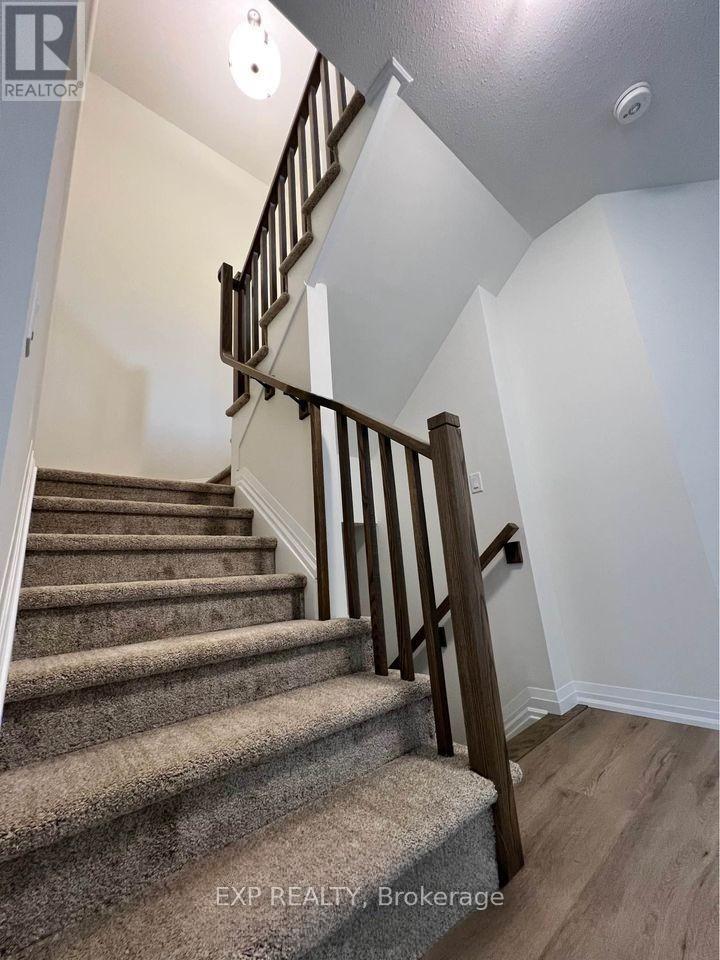 Photo 19 of 45 Willson Drive, Thorold ON