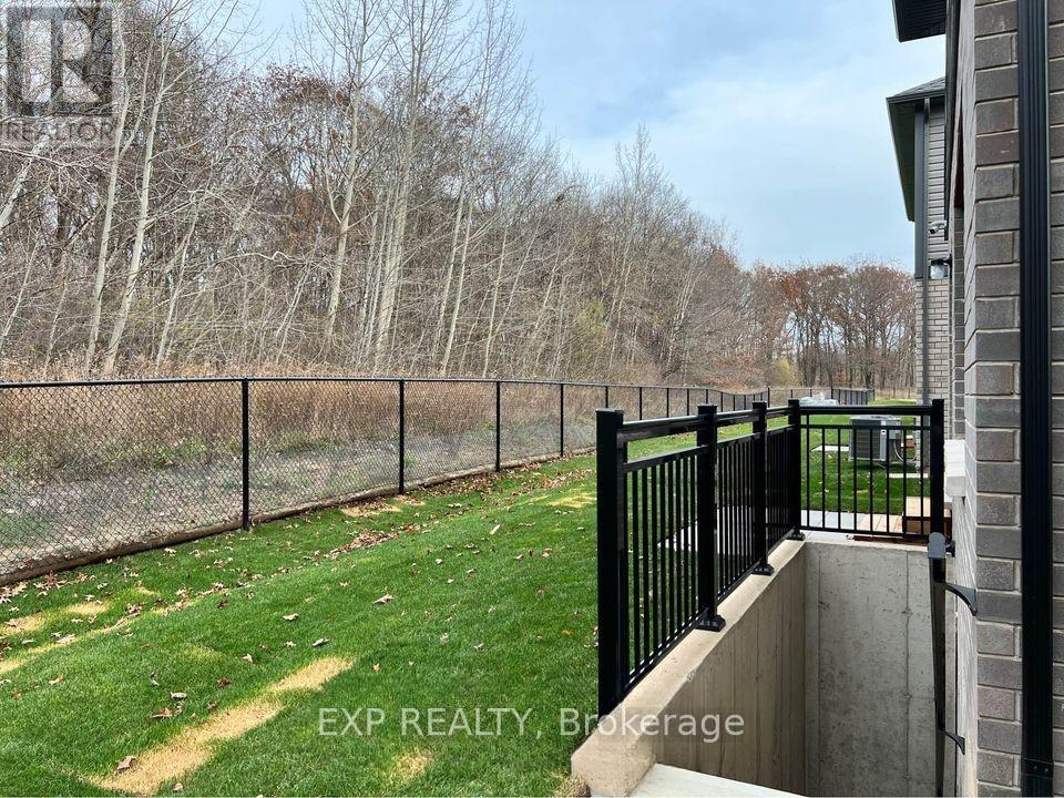 Photo 21 of 45 Willson Drive, Thorold ON