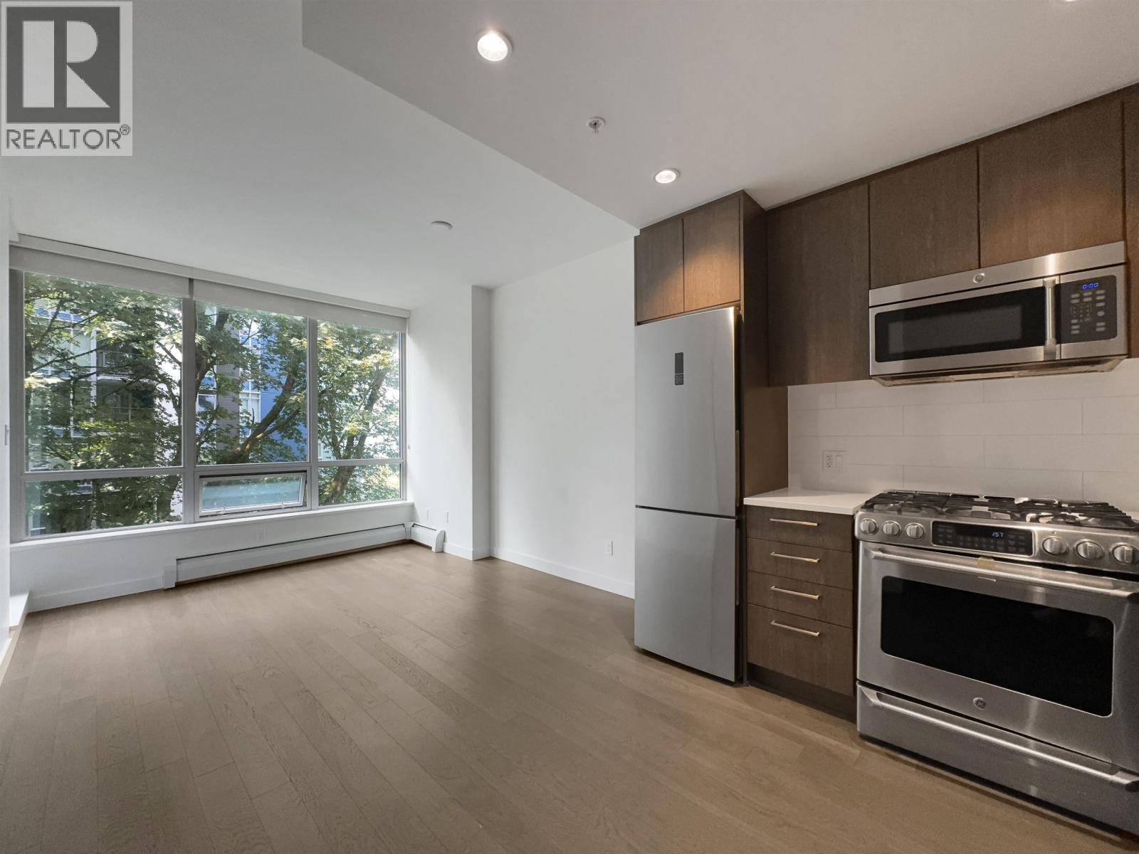 Photo 1 of 5 Xx 9060 University Crescent, Burnaby BC
