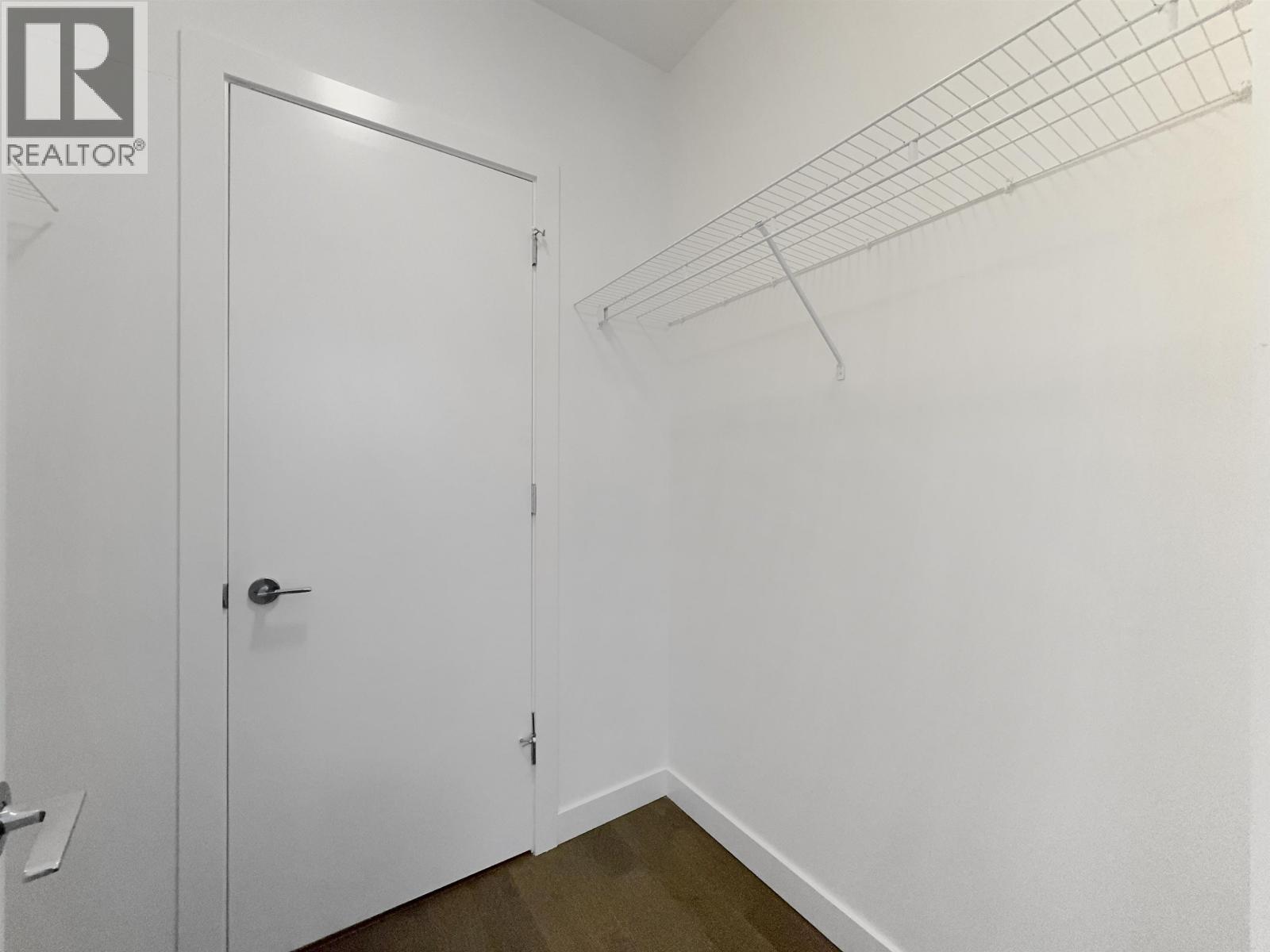 Photo 10 of 5 Xx 9060 University Crescent, Burnaby BC