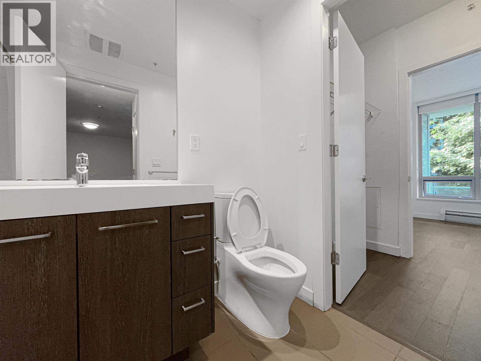 Photo 14 of 5 Xx 9060 University Crescent, Burnaby BC
