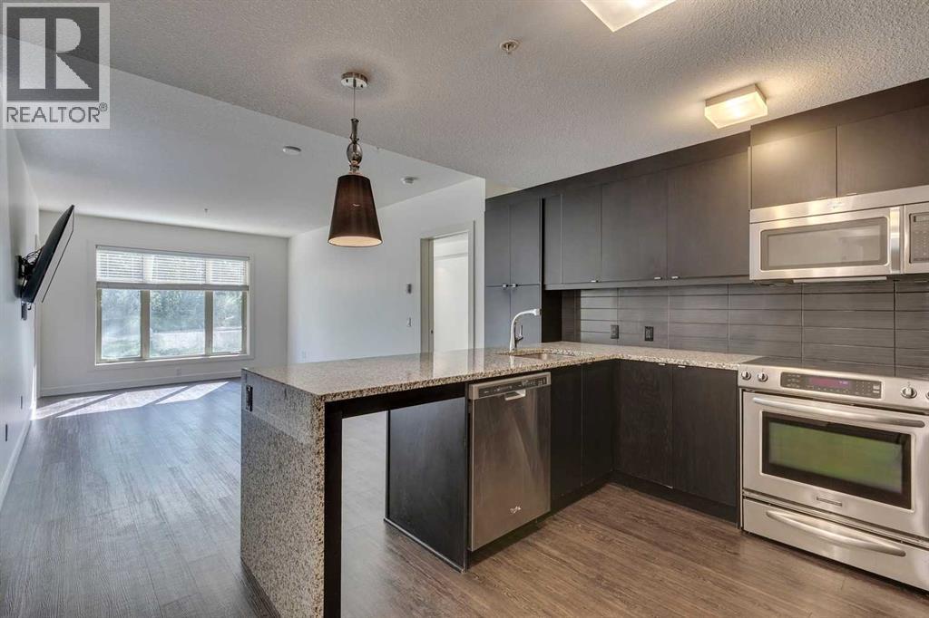 Photo 4 of 107 25 Aspenmont Heights Sw, Calgary AB