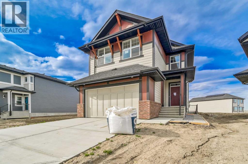 Photo 2 of 36 Magnolia Crescent Se, Calgary AB