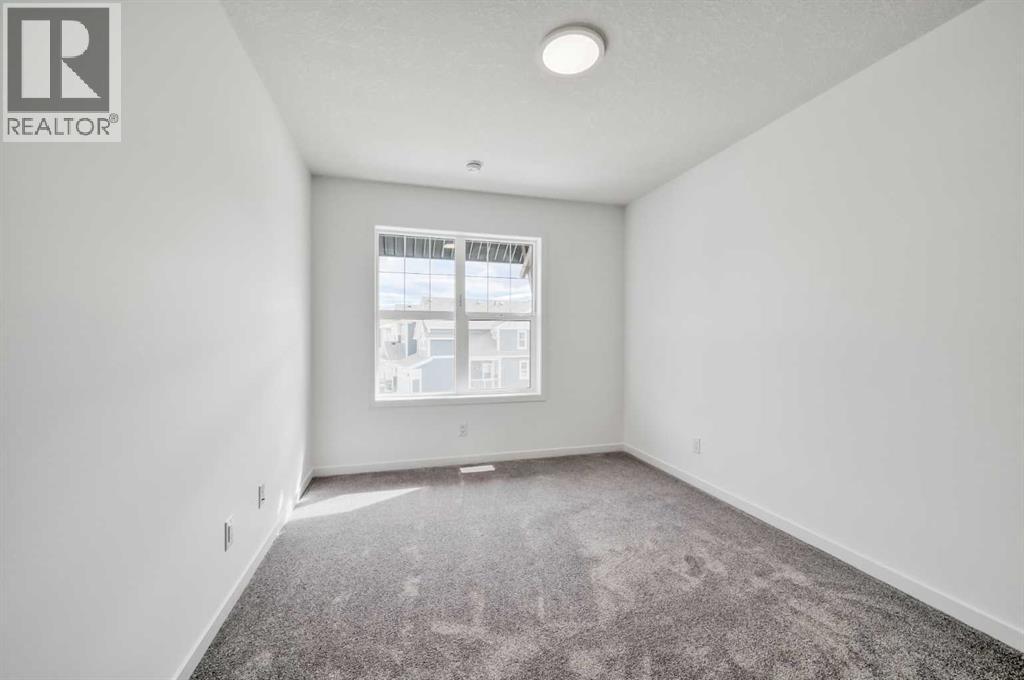 Photo 20 of 36 Magnolia Crescent Se, Calgary AB