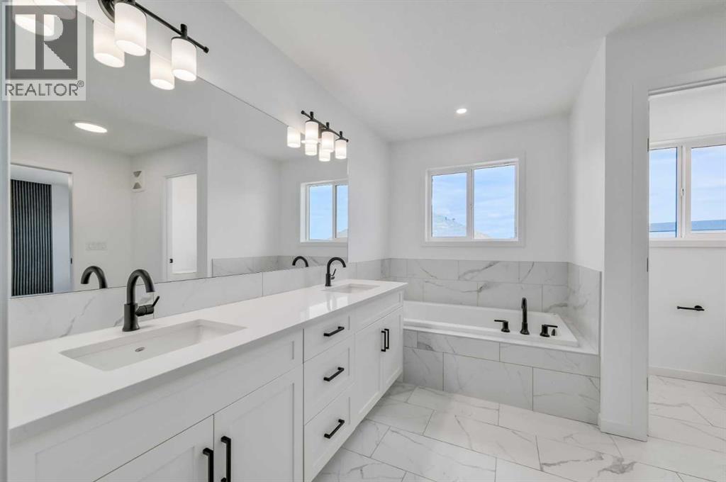 Photo 28 of 36 Magnolia Crescent Se, Calgary AB