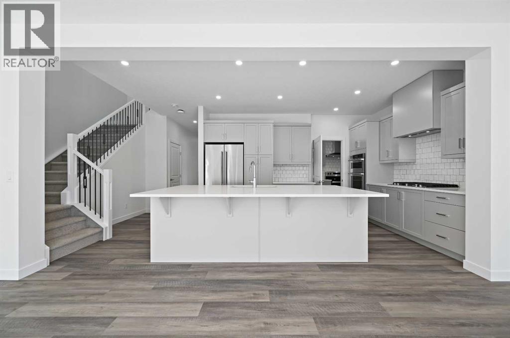 Photo 1 of 430 Corner Glen Way Ne, Calgary AB