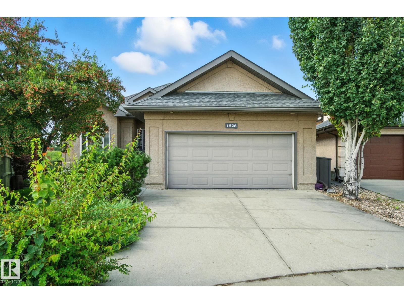 Photo 3 of 1526 Haswell Cl Nw, Edmonton AB