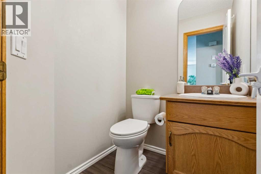 Single Family House for Sale in  Somerside Place SW Somerset Calgary 