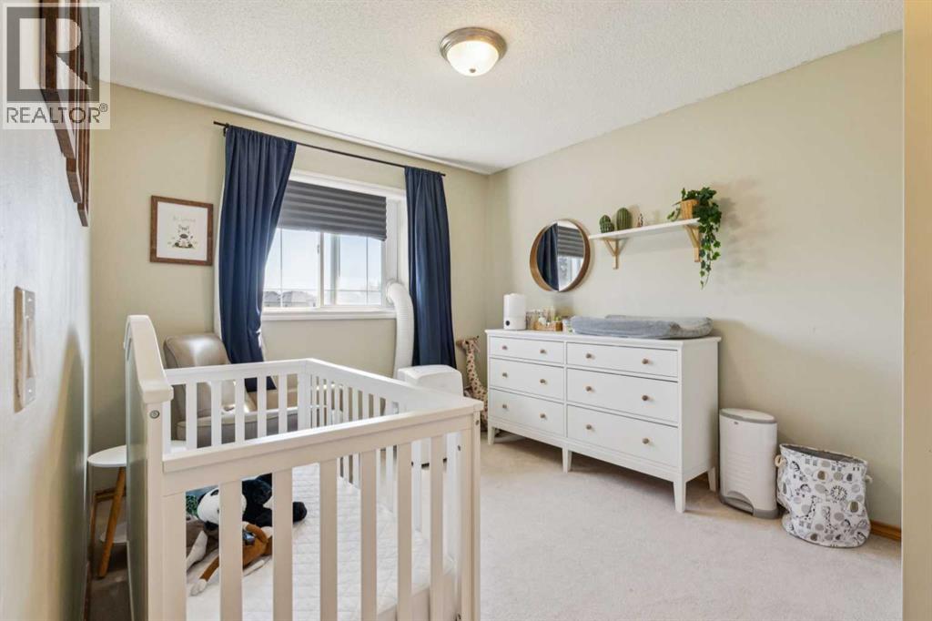 Single Family House for Sale in  Somerside Place SW Somerset Calgary 