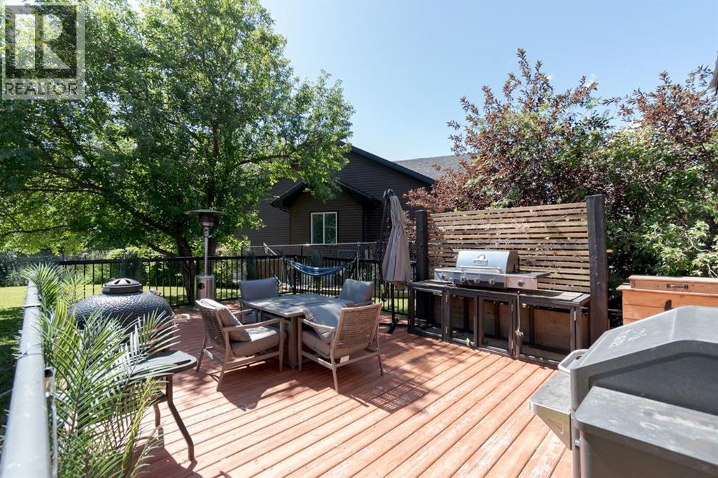 Photo 36 of 49 Poplar Crescent, Gregoire Lake Estates AB