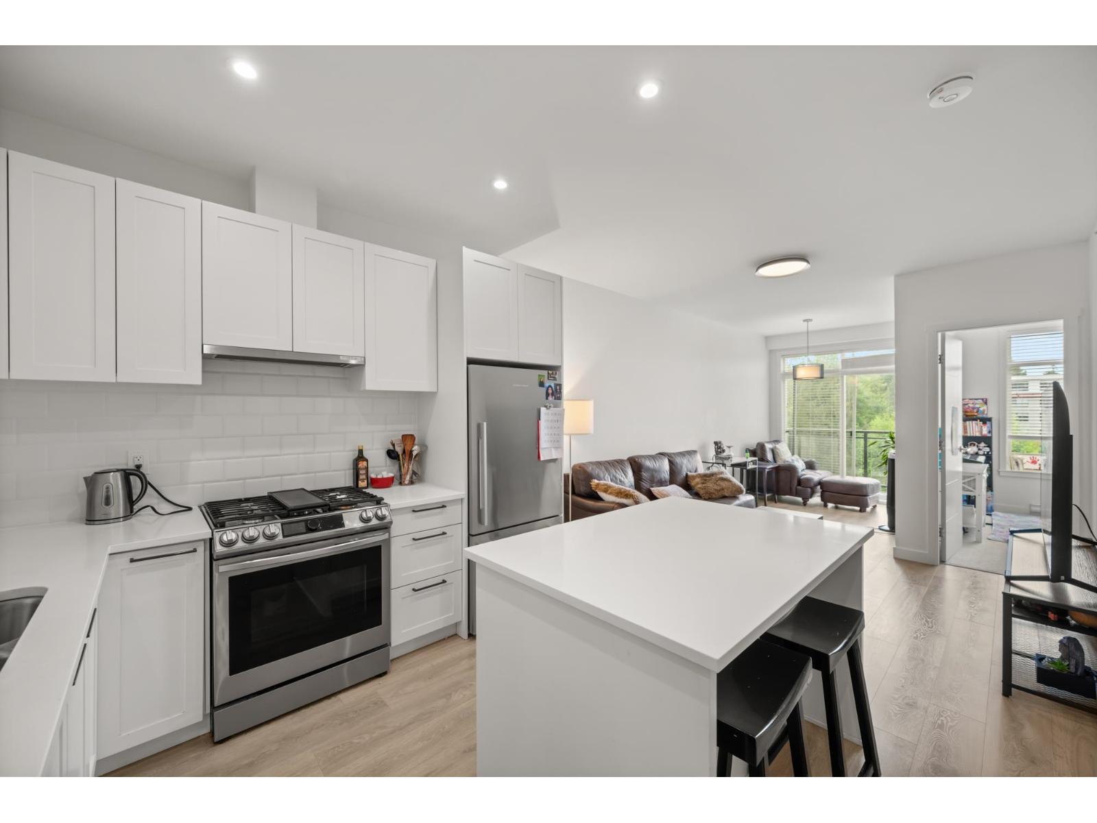 Photo 8 of 424 5415 Brydon Crescent, Langley BC