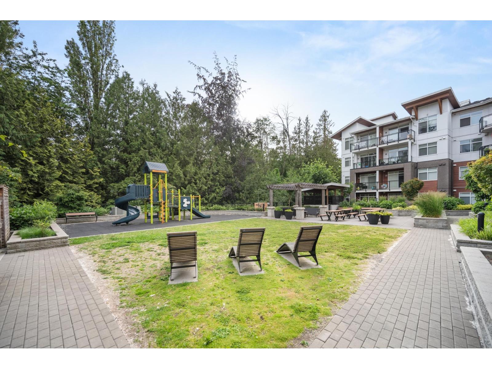Photo 25 of 424 5415 Brydon Crescent, Langley BC