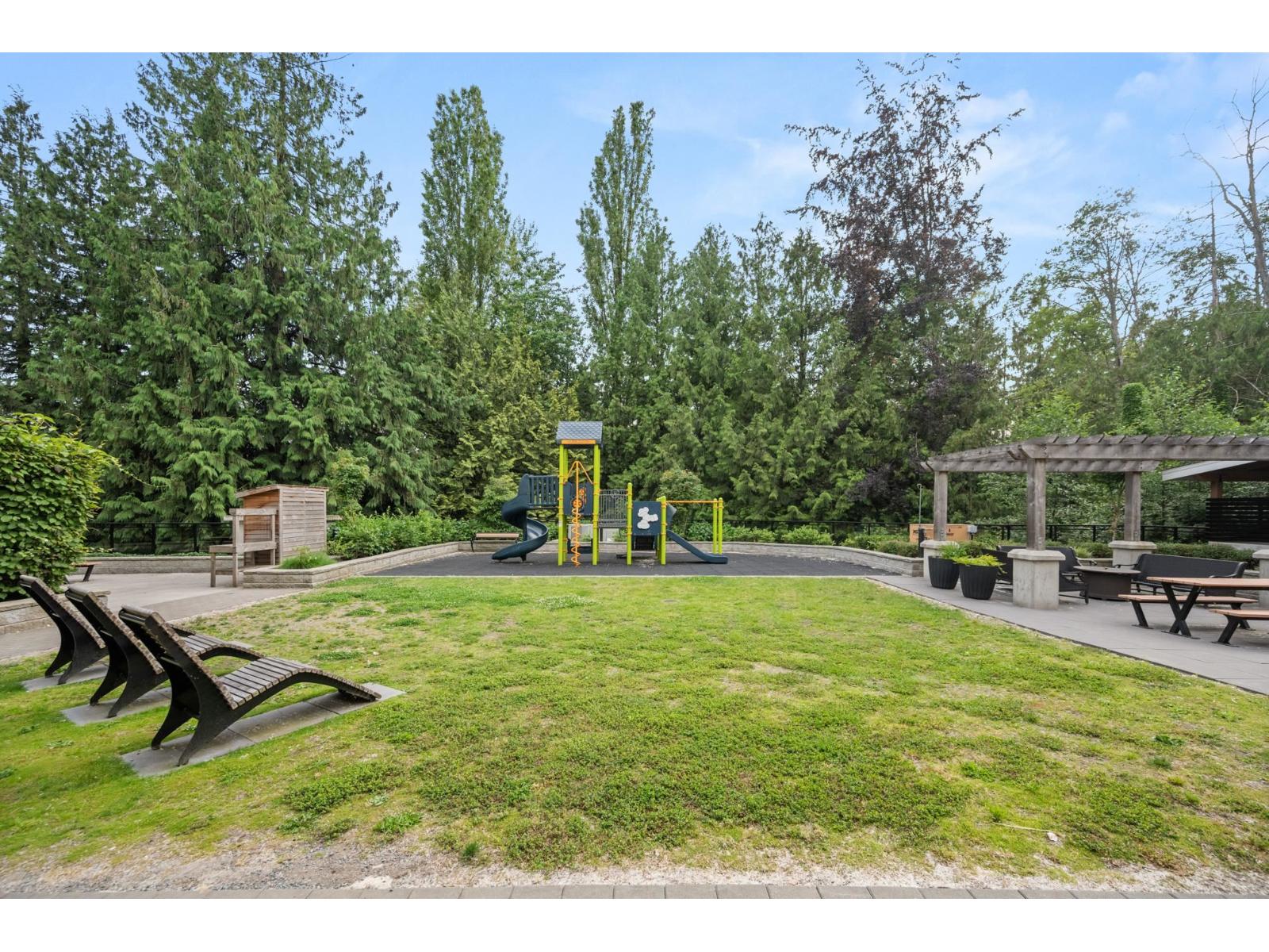 Photo 26 of 424 5415 Brydon Crescent, Langley BC