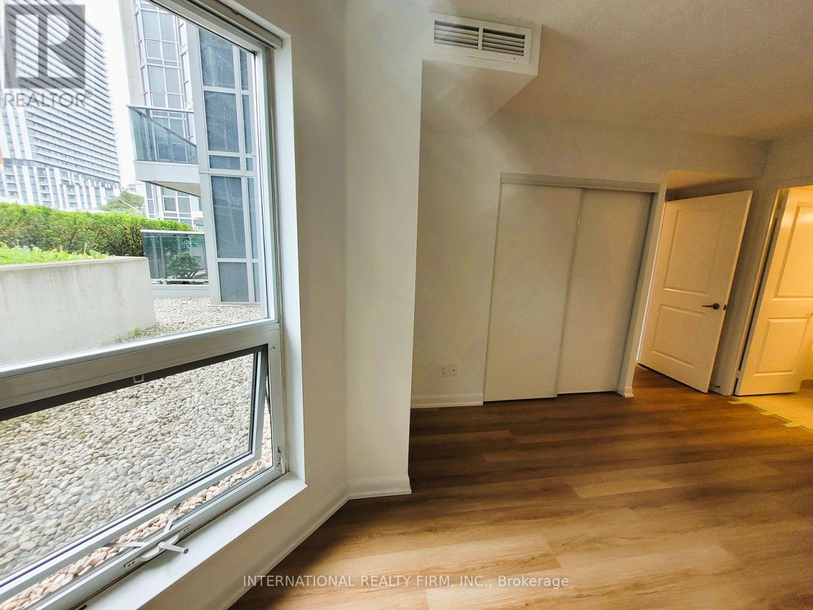Photo 16 of 209 5793 Yonge Street, Toronto ON