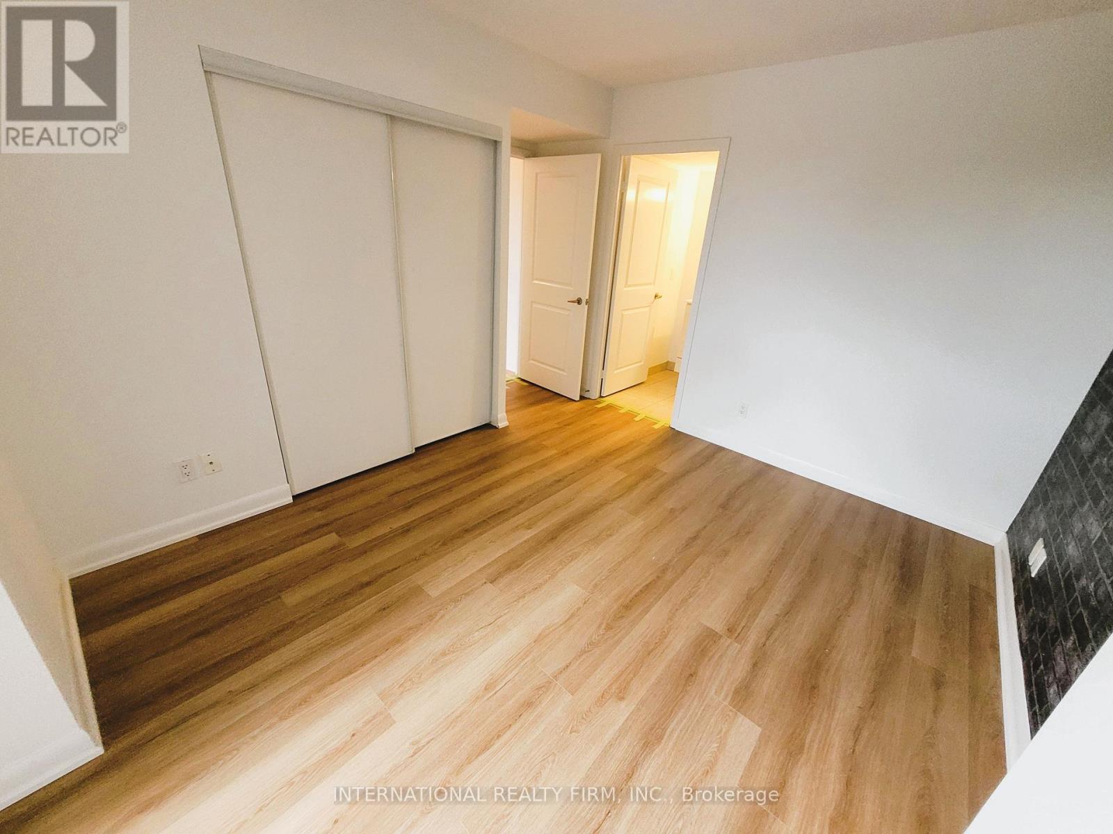 Photo 15 of 209 5793 Yonge Street, Toronto ON
