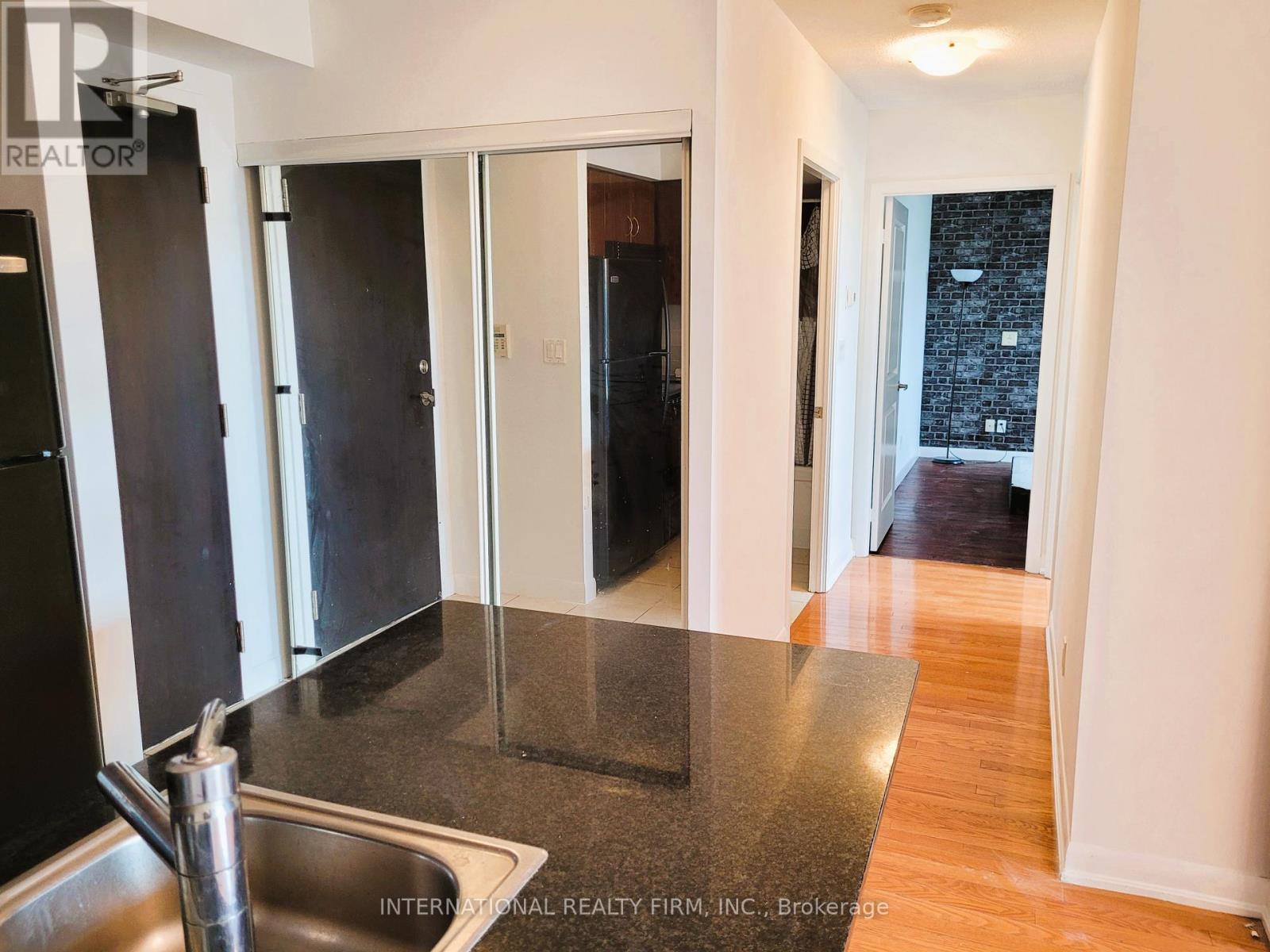 Photo 11 of 209 5793 Yonge Street, Toronto ON
