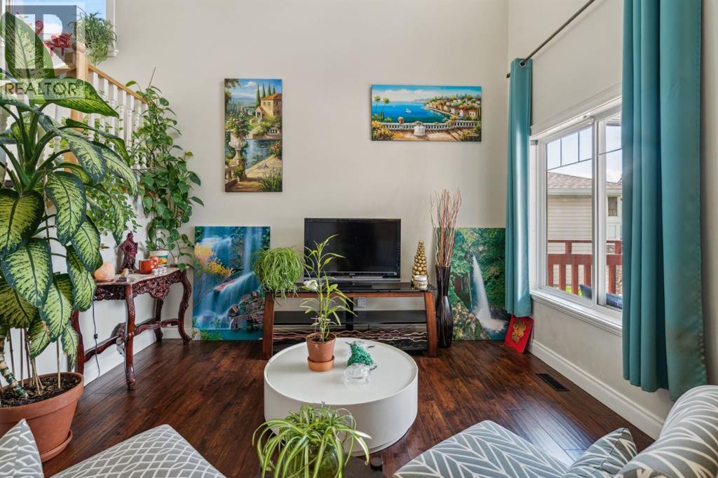 Photo 6 of 14 Royal Birch Terrace Nw, Calgary AB