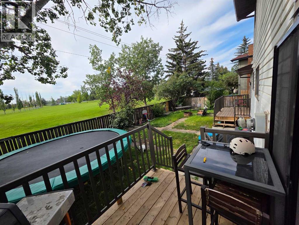 Single Family House for Sale in  Brookpark Crescent SW Braeside Calgary 