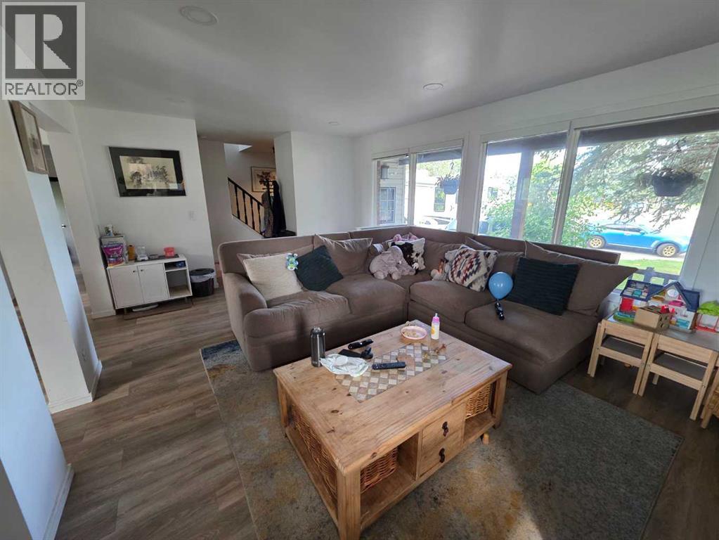 Single Family House for Sale in  Brookpark Crescent SW Braeside Calgary 