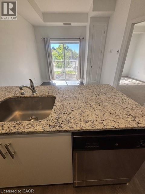 Photo 4 of 4040 Upper Middle Road Unit 101, Burlington ON