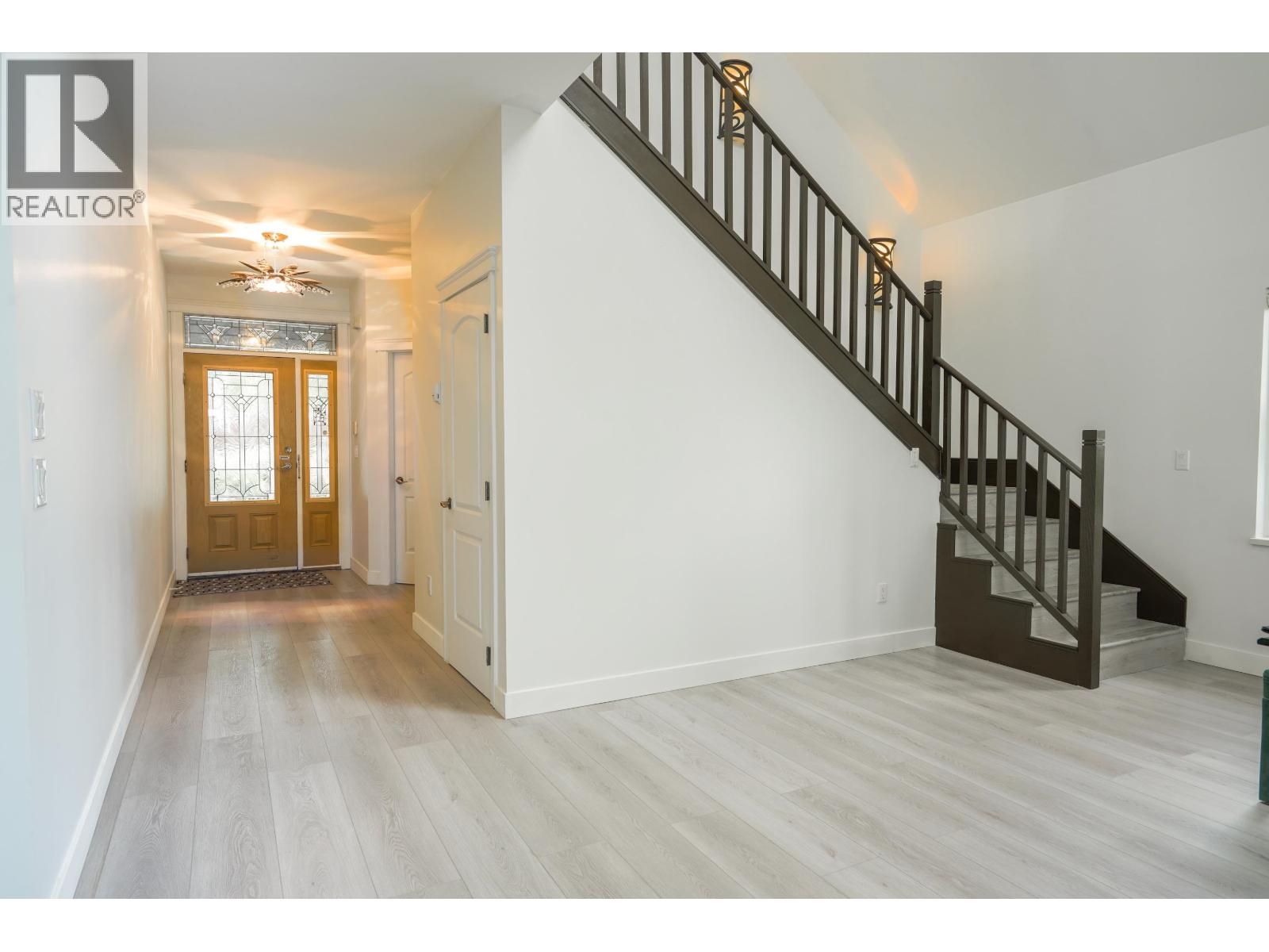 5628 MEDUSA PLACE, Sechelt