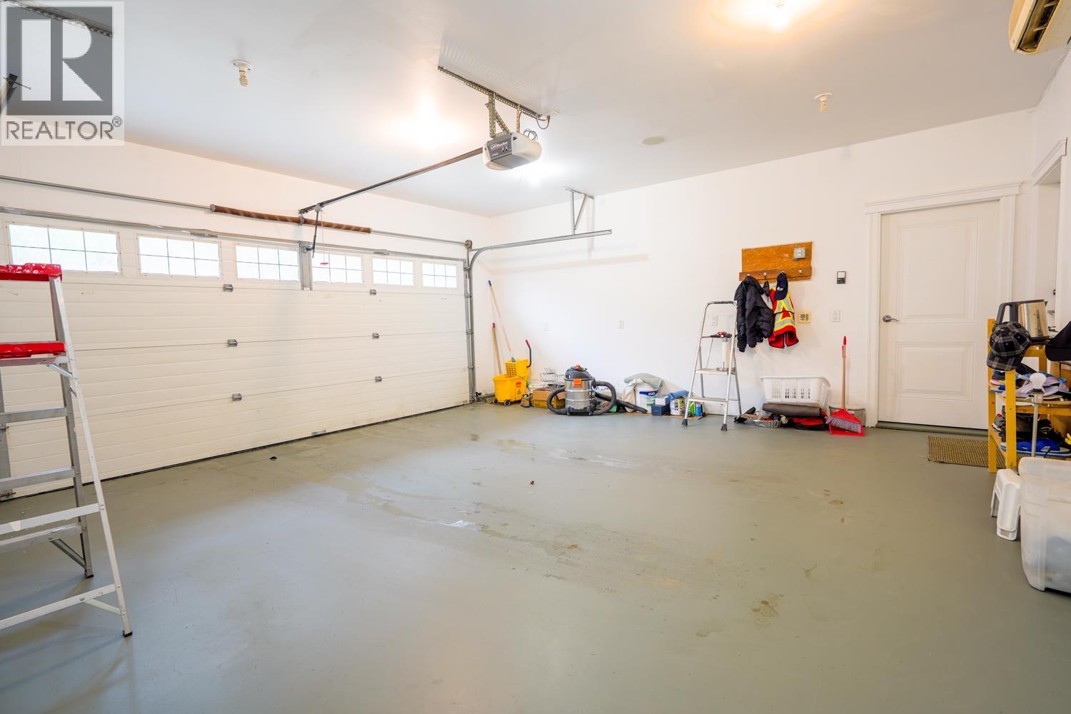 5628 MEDUSA PLACE, Sechelt