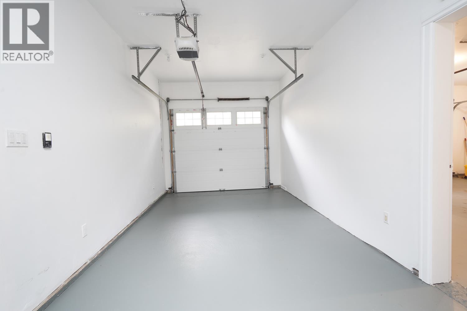 5628 MEDUSA PLACE, Sechelt