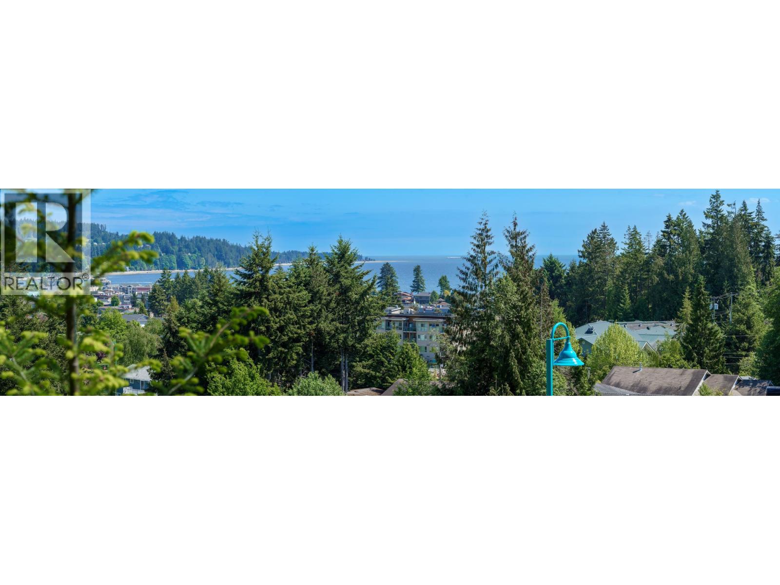 5628 MEDUSA PLACE, Sechelt