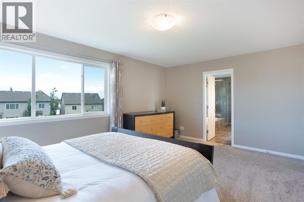 Photo 20 of 139 Windwood Grove Sw, Airdrie AB
