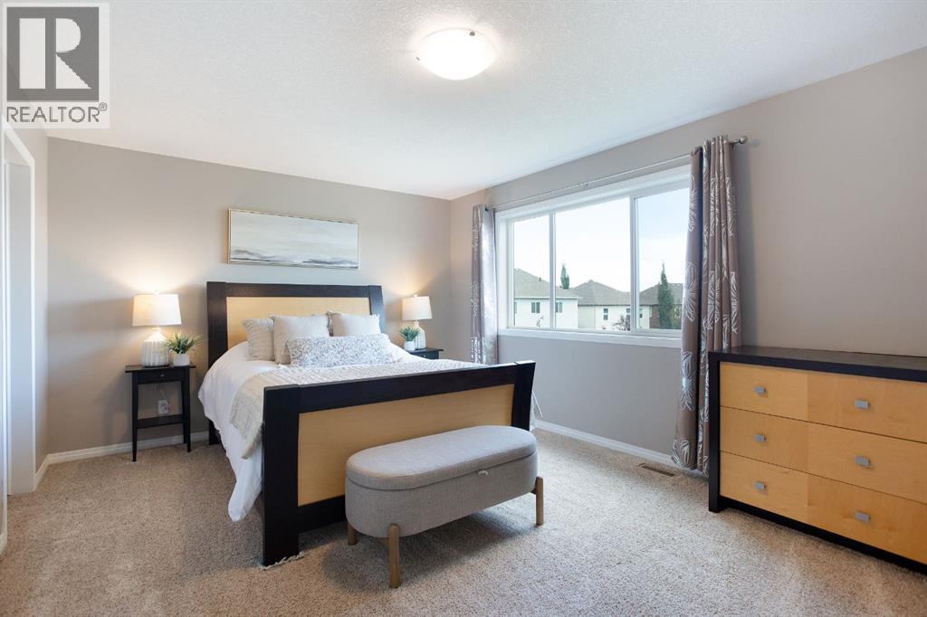 Photo 18 of 139 Windwood Grove Sw, Airdrie AB