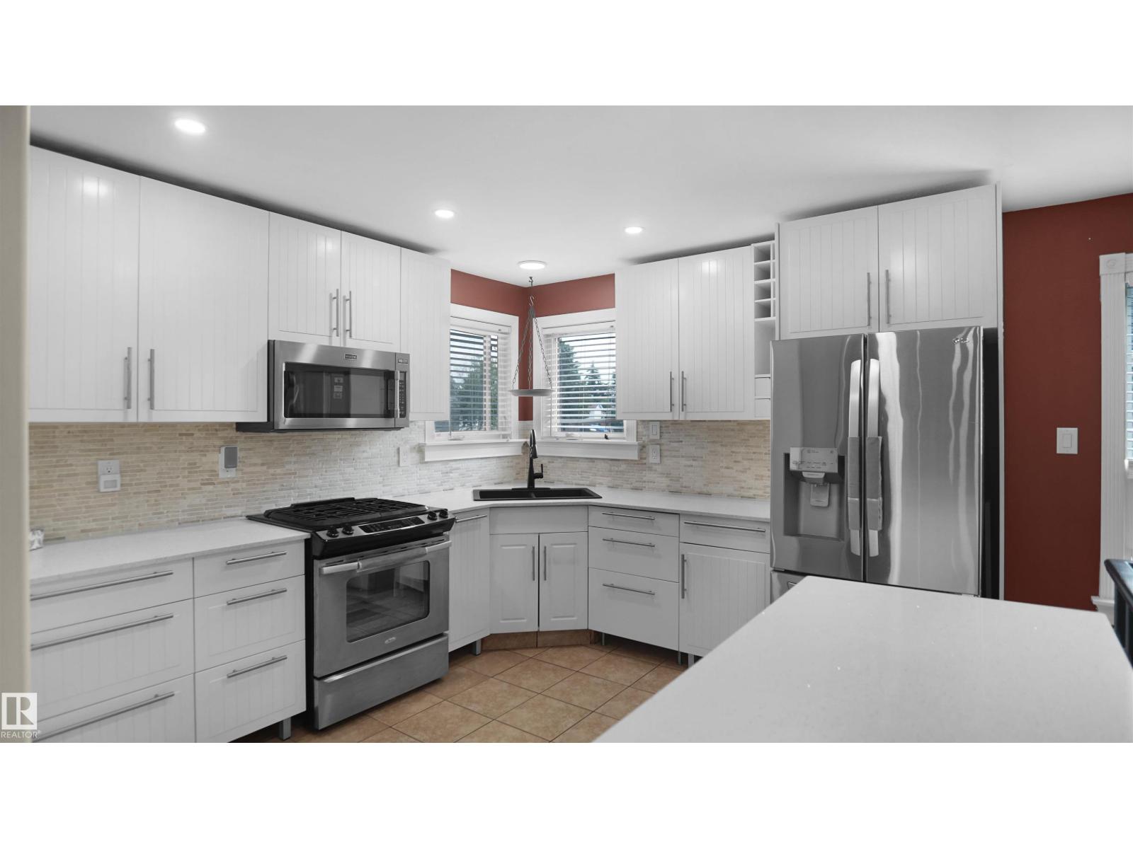 Photo 12 of 1228 65 St Nw, Edmonton AB
