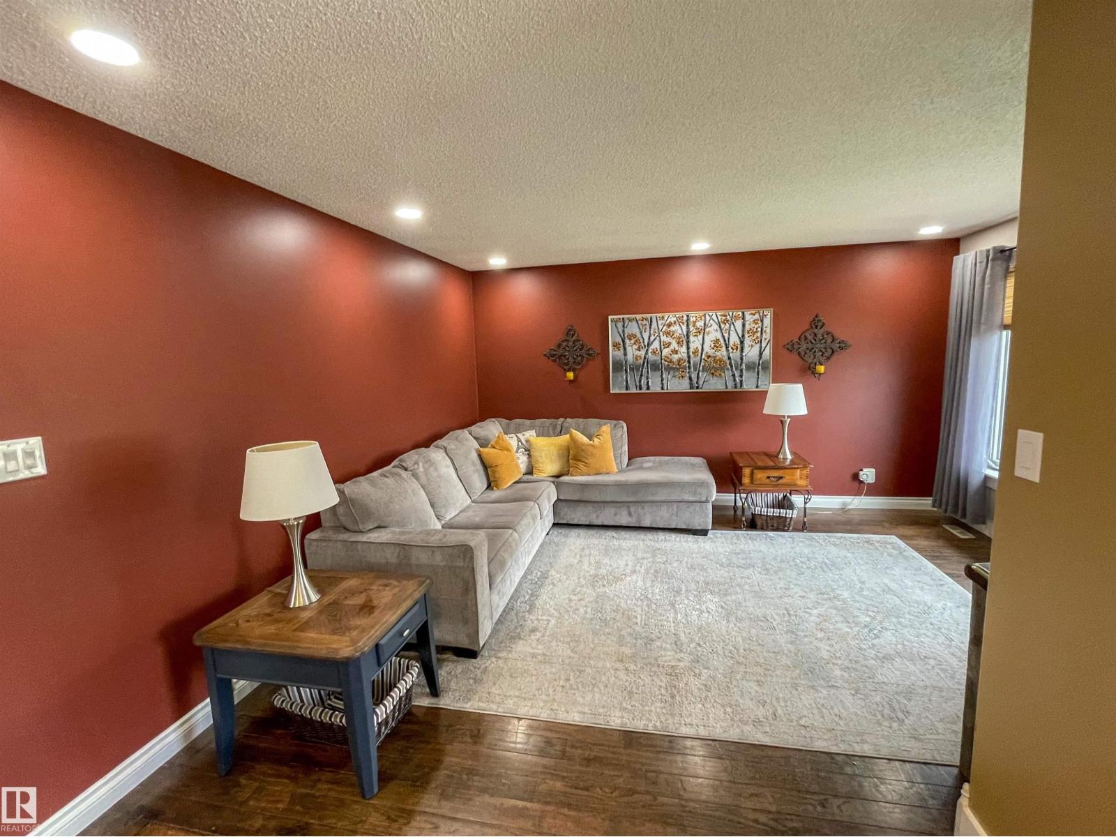 Photo 18 of 1228 65 St Nw, Edmonton AB